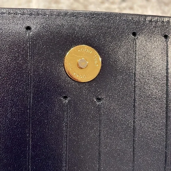 Vintage Navy blue wallet ✨ - Picture 4 of 8